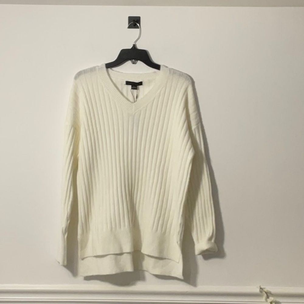 Sanctuary V-Neck Ribbed Sweater - White